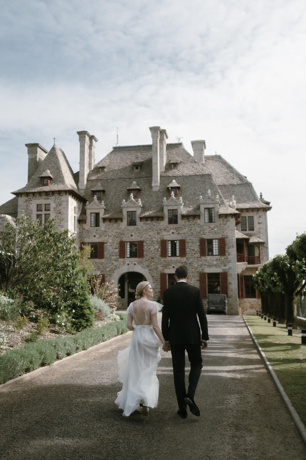 Chateau du Doux wedding: Julia & Nick
